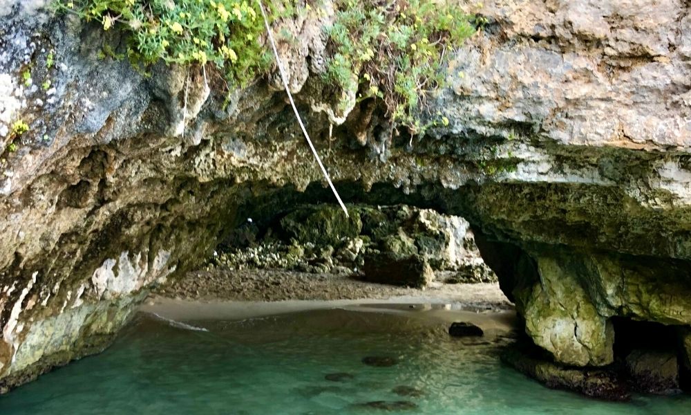 grotte-baia-del-mulino-dacqua-otranto-come-arrivare