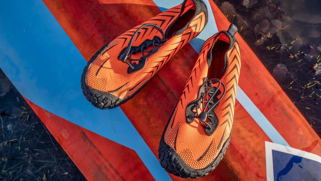 Scarpe da scoglio: Le scarpe per scogli, immersioni e surf consigliate e recensioni