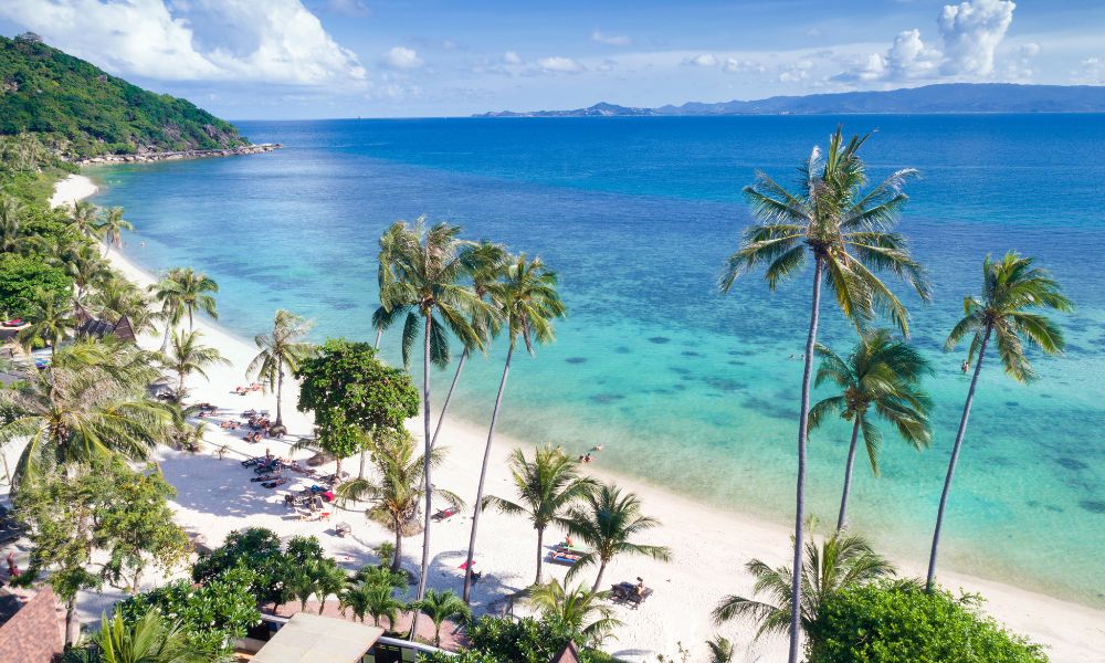 spiaggia-cosa-vedere-a-koh-phangan-itinerario-di-viaggio-in-thailandia