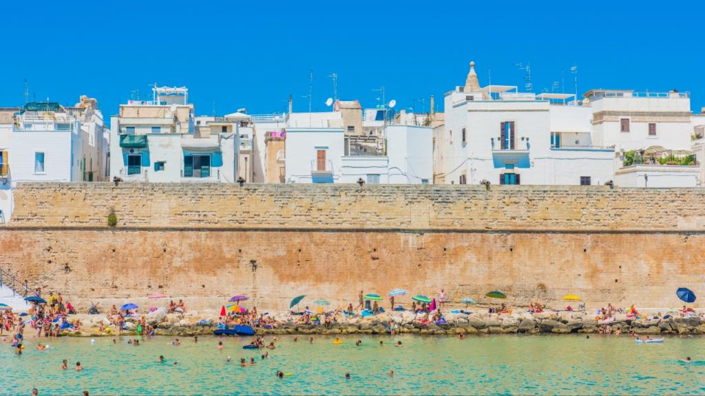 monopoli-cosa-edere-itinerario-completo-puglia-dove-dormire-a-monopoli-e-polignano-a-mare